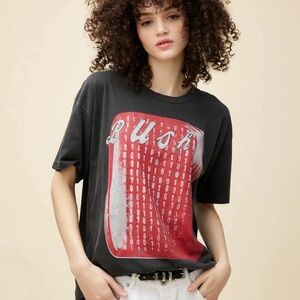Daydreamer Black and Red bush vintage tee